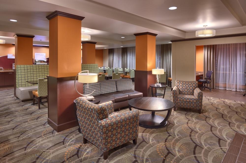 Holiday Inn Express & Suites Overland Park By Ihg Экстерьер фото