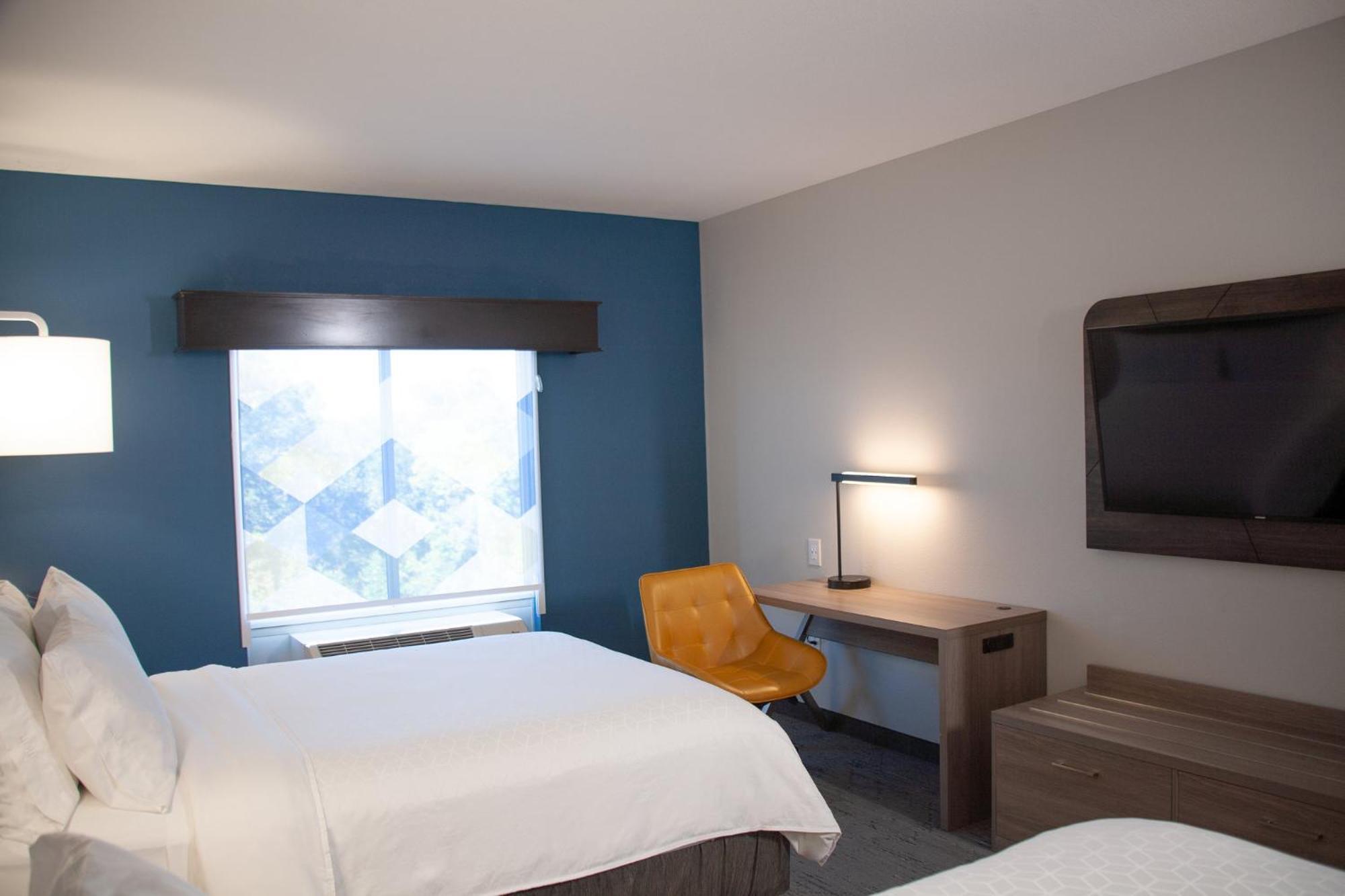 Holiday Inn Express & Suites Overland Park By Ihg Экстерьер фото