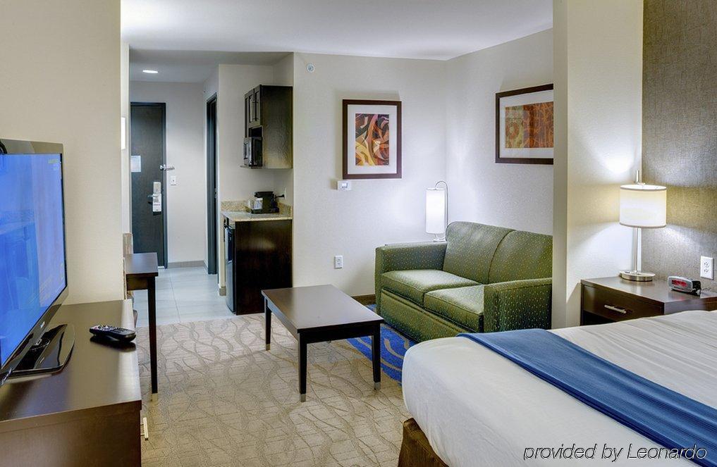Holiday Inn Express & Suites Overland Park By Ihg Экстерьер фото
