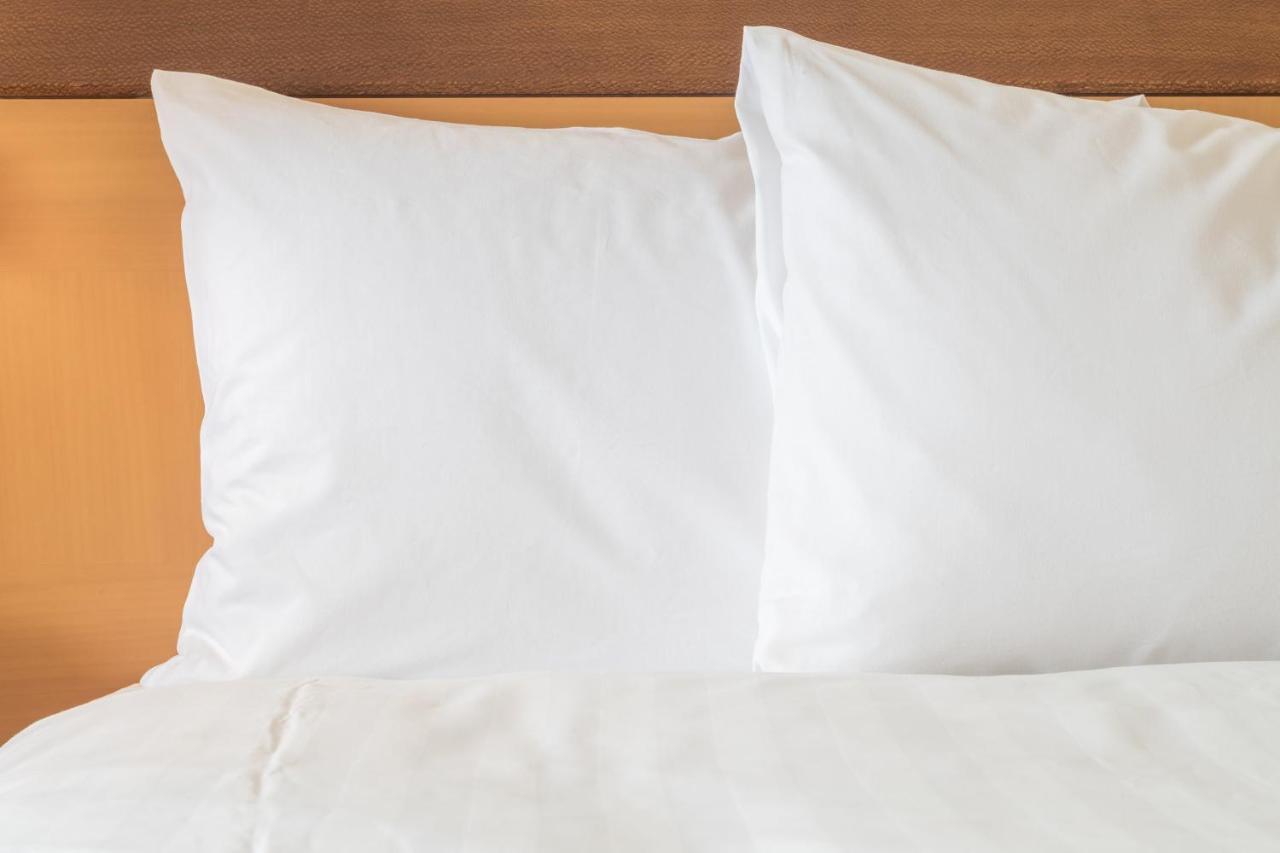 Holiday Inn Express & Suites Overland Park By Ihg Экстерьер фото