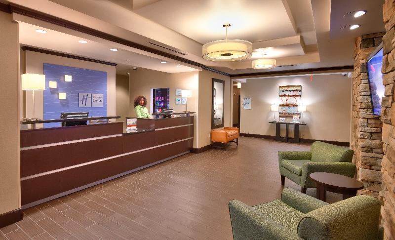 Holiday Inn Express & Suites Overland Park By Ihg Экстерьер фото
